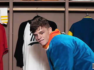 men horny mascot shamu azizam cums
