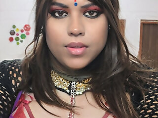 indian crossdresser shemale rina huge dildo